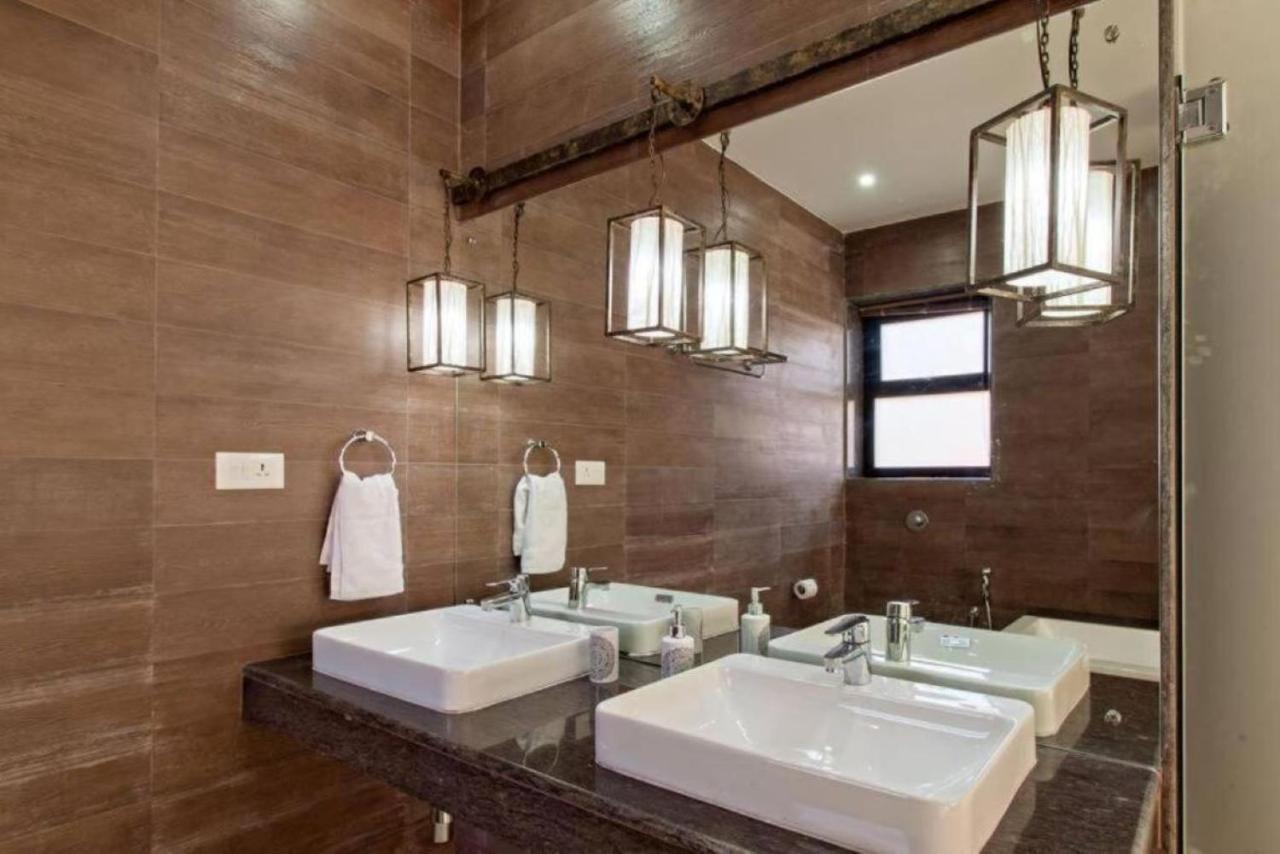 Luxury Rental With Kids Playroom In Goa Calangute Esterno foto