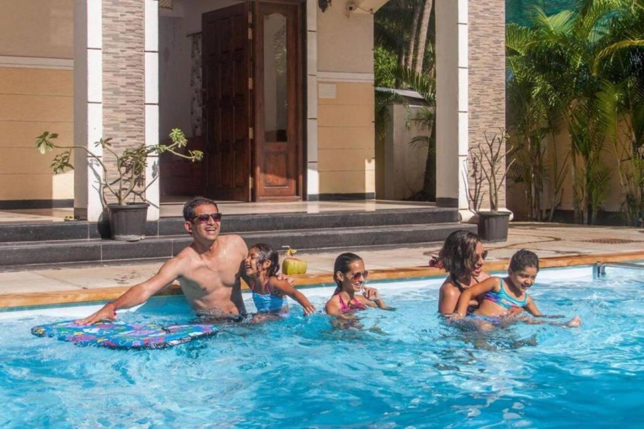 Luxury Rental With Kids Playroom In Goa Calangute Esterno foto
