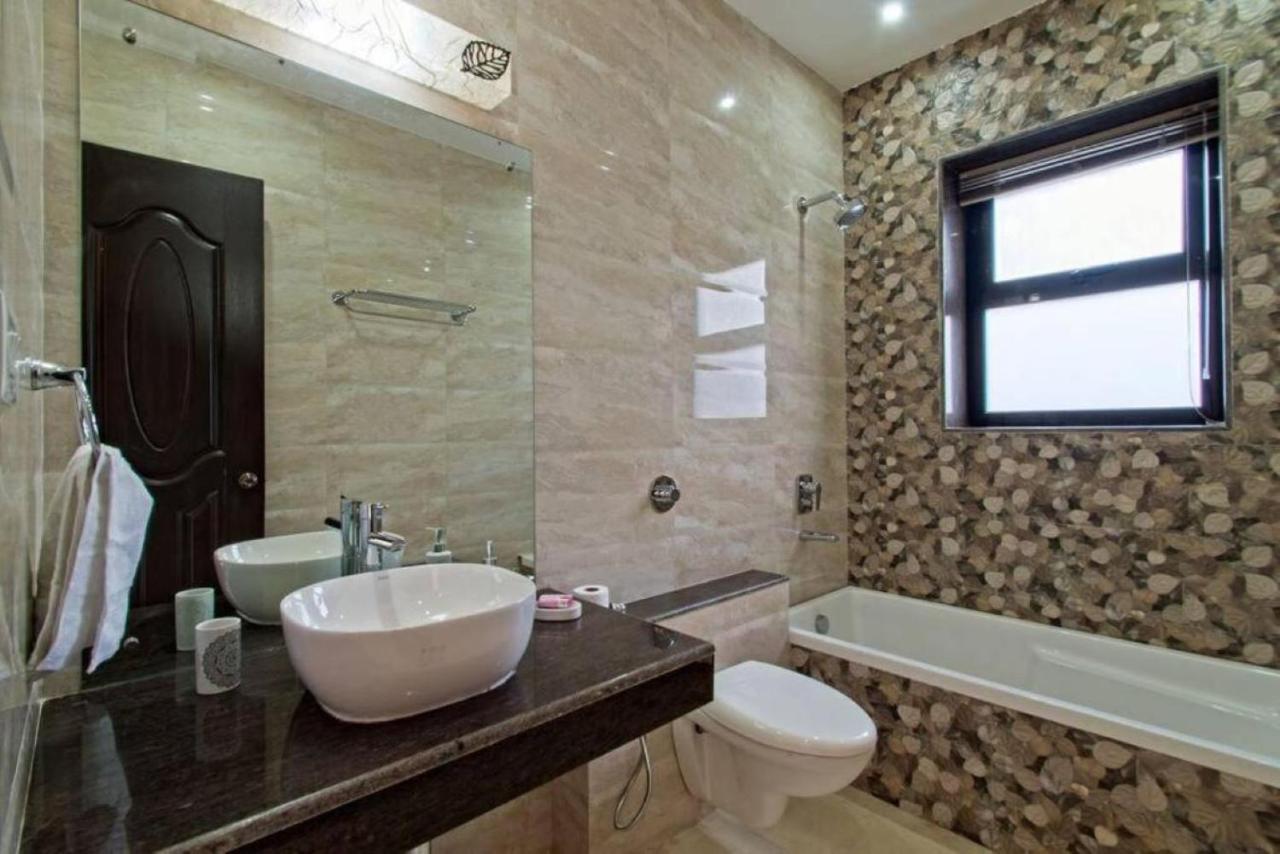 Luxury Rental With Kids Playroom In Goa Calangute Esterno foto